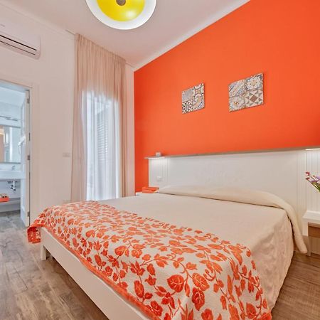 Ilice B&B Lecce Bagian luar foto