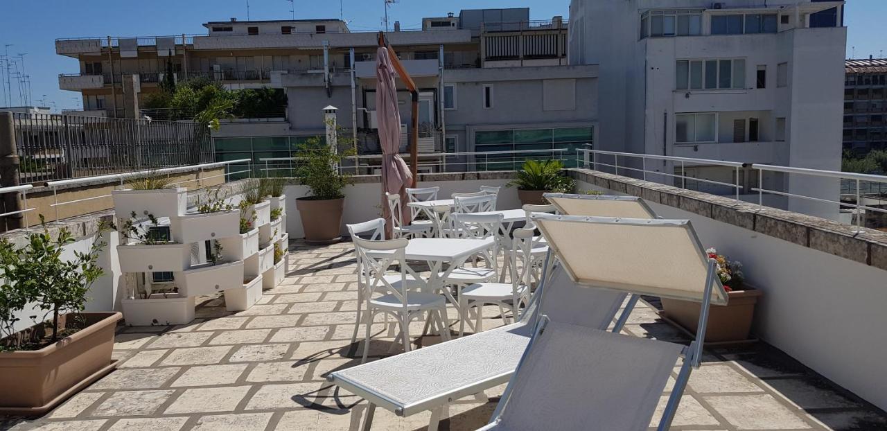 Ilice B&B Lecce Bagian luar foto