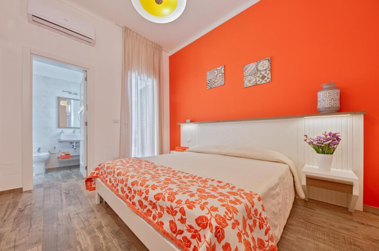 Ilice B&B Lecce Bagian luar foto