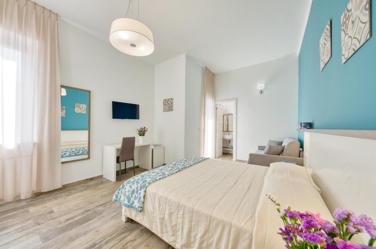 Ilice B&B Lecce Bagian luar foto